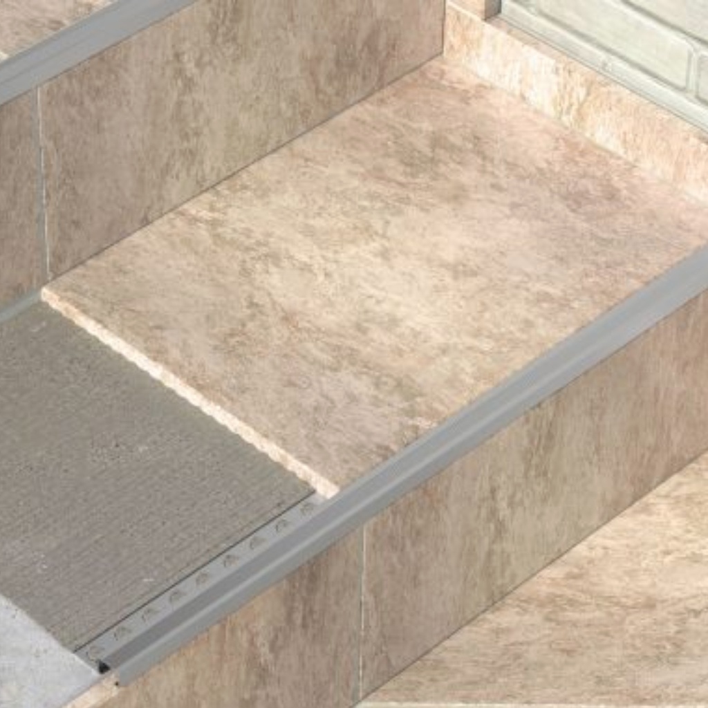 PERFIL ALUMINIO ESCALON PLATA 30 X 40MM