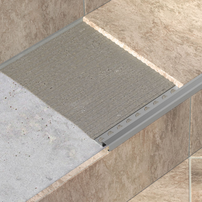 PELDAÑO ALUMINIO INTERIOR PLATA 20MM